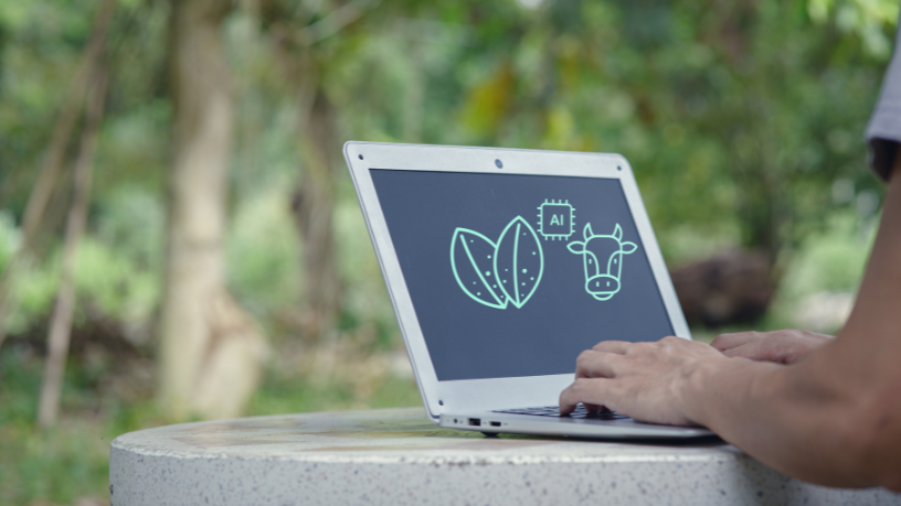 Aldo Vendramin reforça que gestão eficiente em fazendas amplia produtividade e reduz desperdícios.